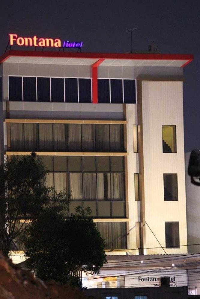 Fontana Hotel Jakarta Exterior photo